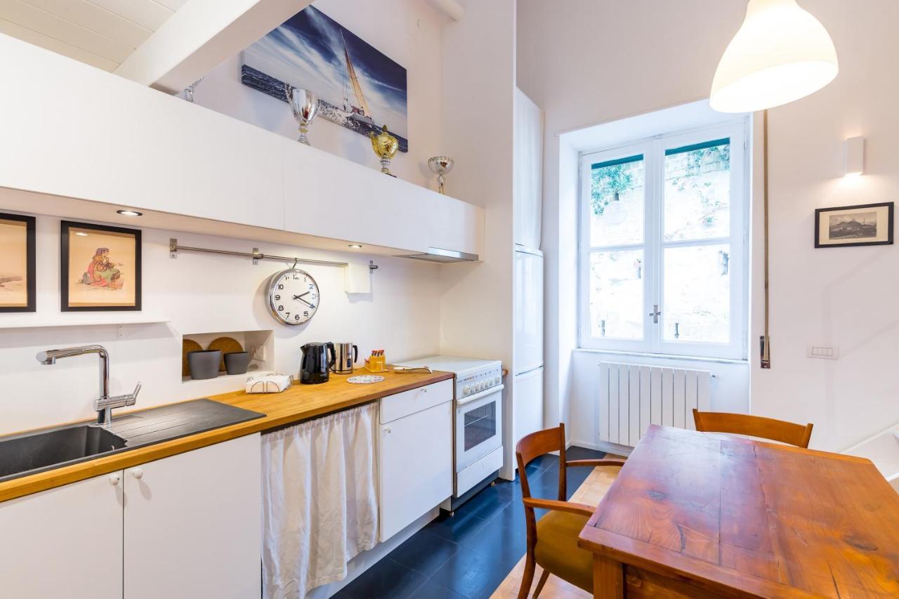 Appartement Grifeo - Quiet And Relaxing Flat On Panoramic Route Napels